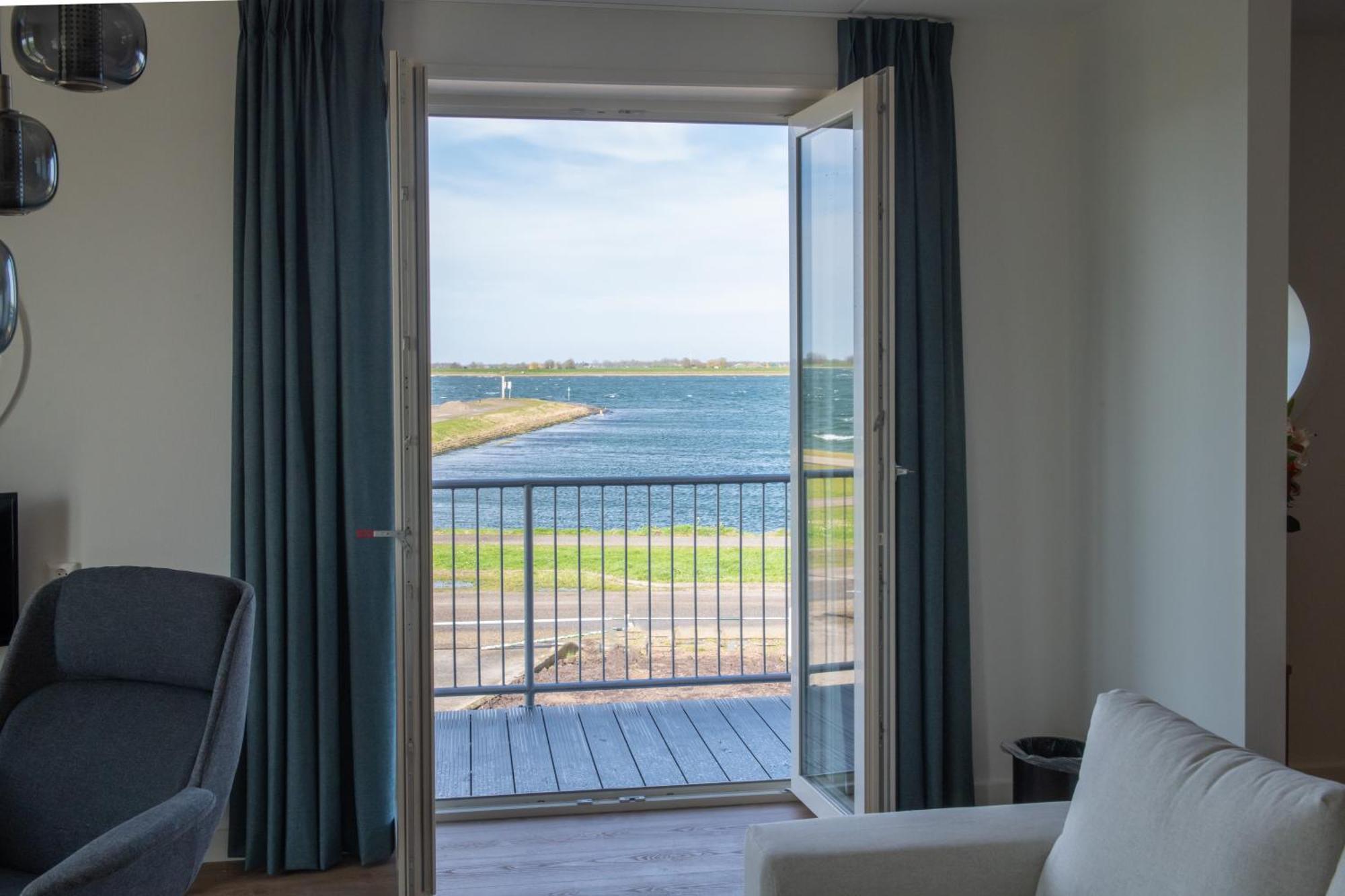 Residentie Oosterschelde Hotel Sint Philipsland Exterior photo
